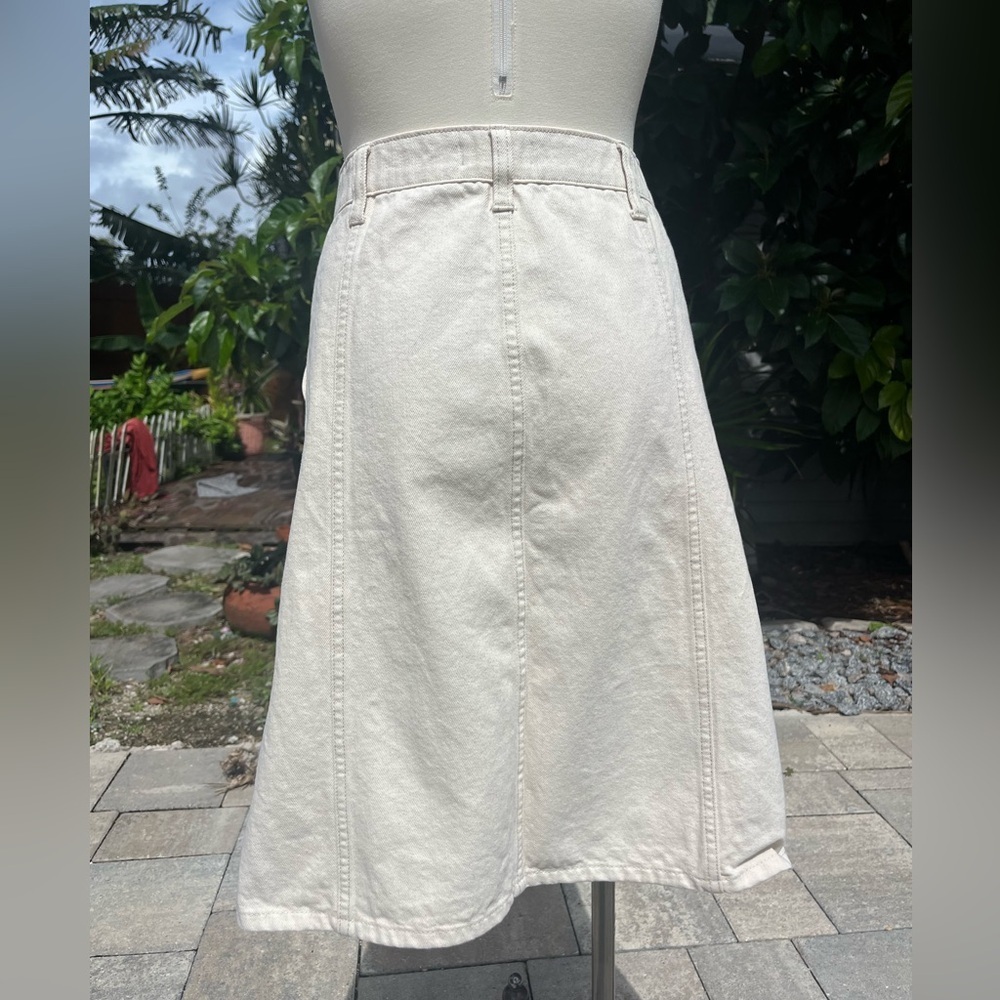 Draper James cream colored denim skirt - Picture 2 of 7